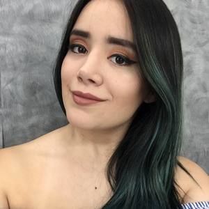 Meet your Posher, Eva